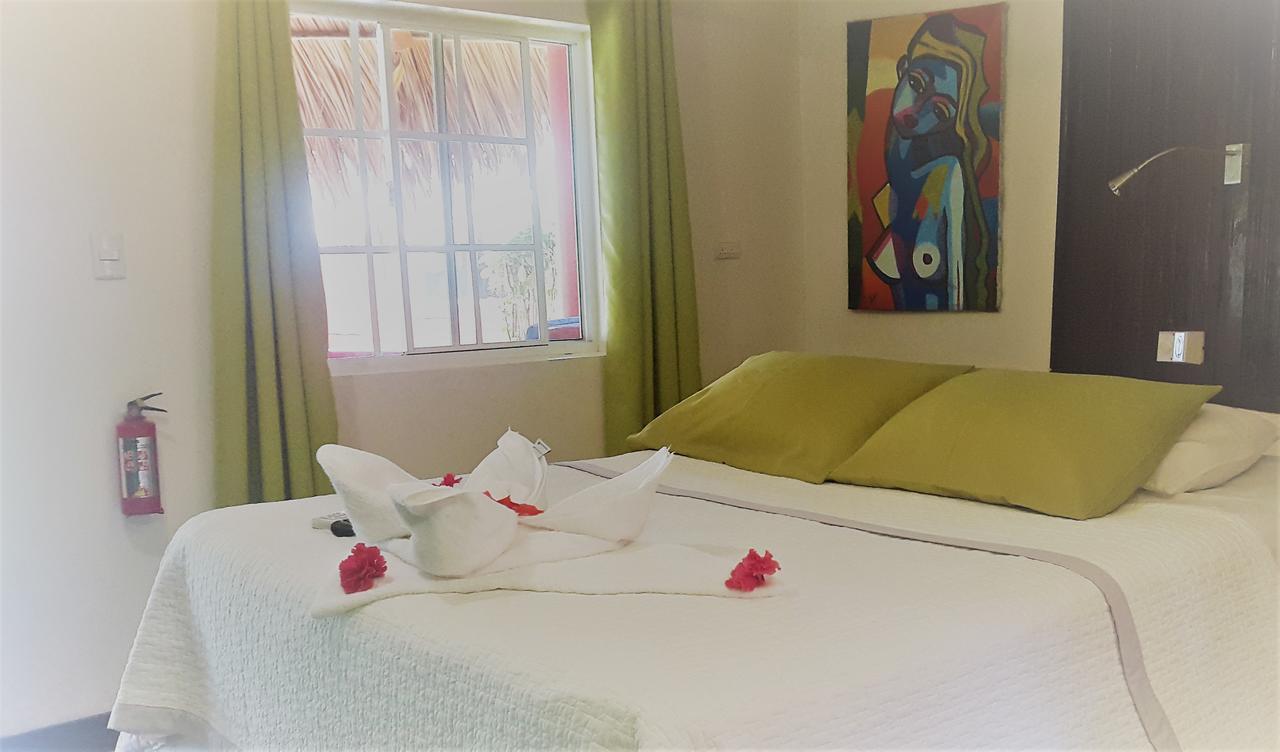 Paraiso Beach Hotel Brig Bay Εξωτερικό φωτογραφία