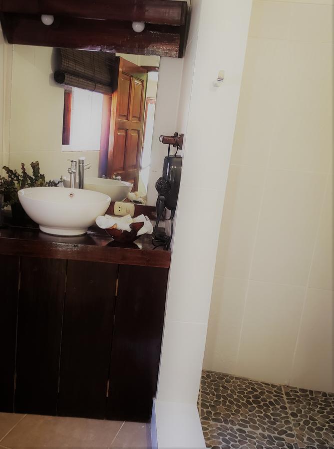 Paraiso Beach Hotel Brig Bay Εξωτερικό φωτογραφία