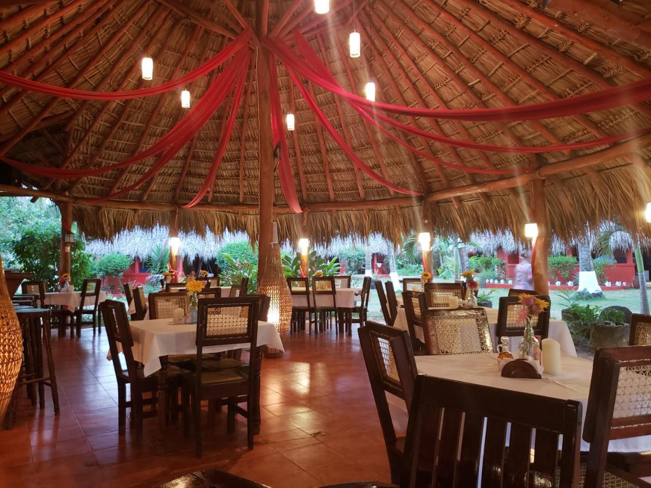 Paraiso Beach Hotel Brig Bay Εξωτερικό φωτογραφία